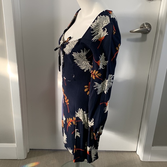 CUPCAKE AND CASHMERE long sleeve short dress - Picture 5 of 12